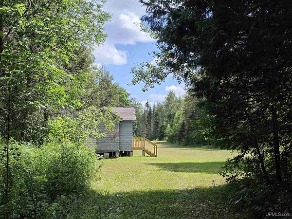 20 Acres of Recreational Land with Home for Sale in Gwinn, Michigan