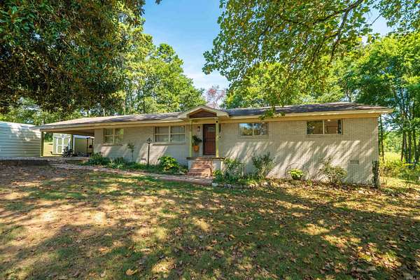 3.49 Acres of Land with Home for Sale in Malvern, Arkansas