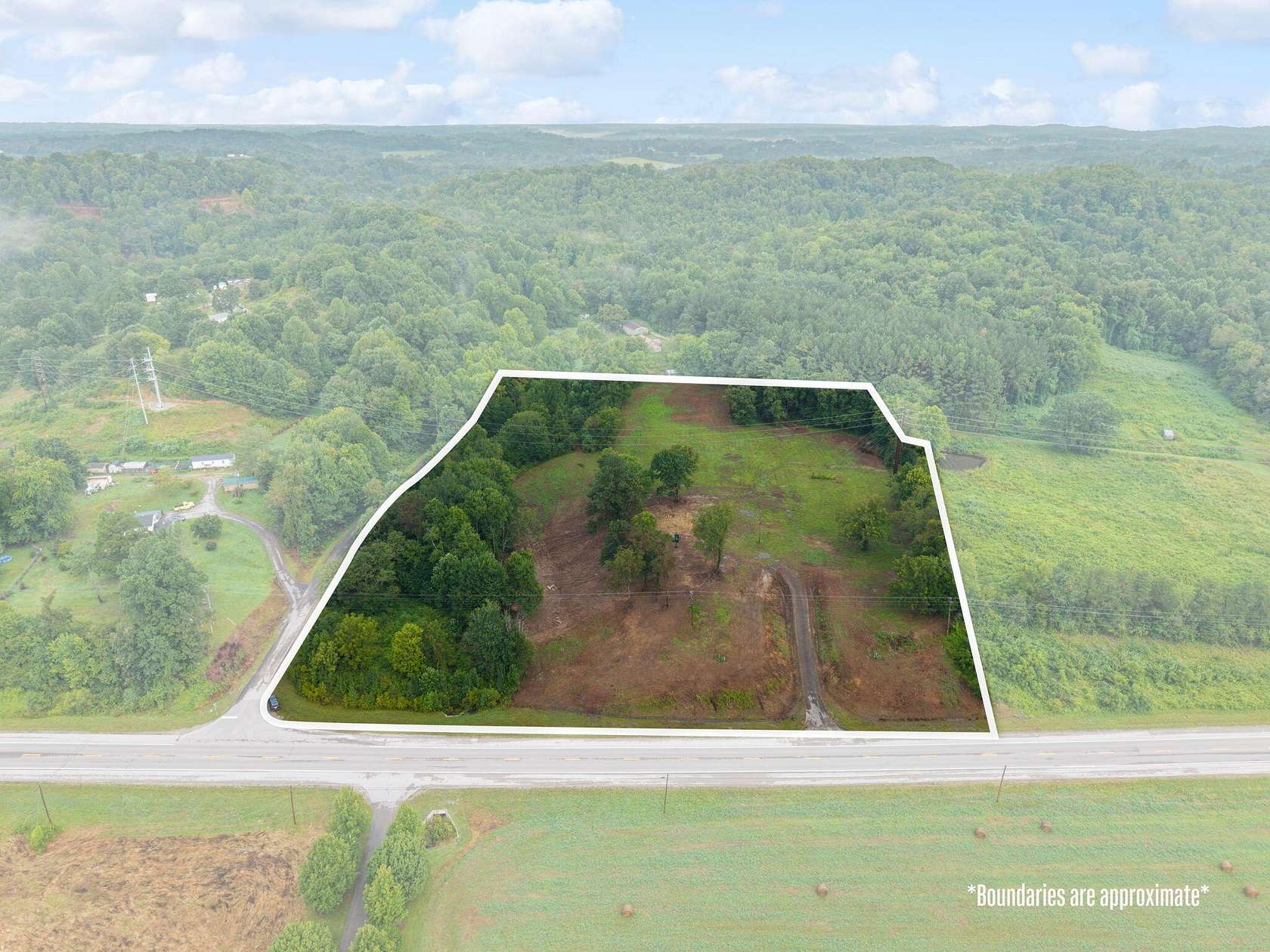 7.4 Acres of Residential Land for Sale in East Bernstadt, Kentucky
