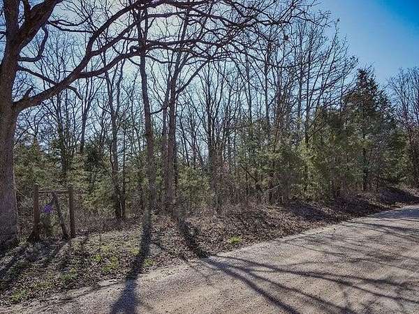 5.6 Acres of Residential Land for Sale in Urbana, Missouri