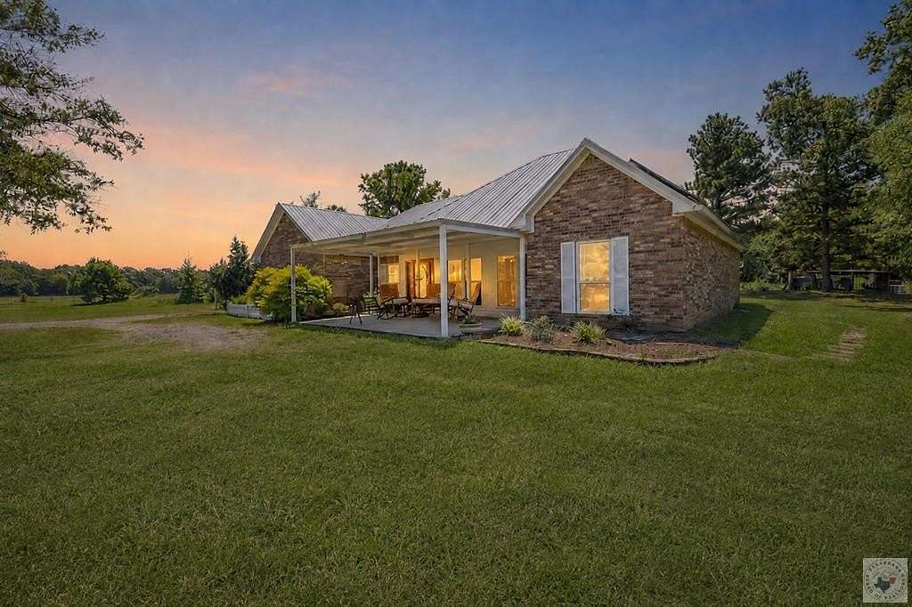 5 Acres of Land with Home for Sale in Maud, Texas