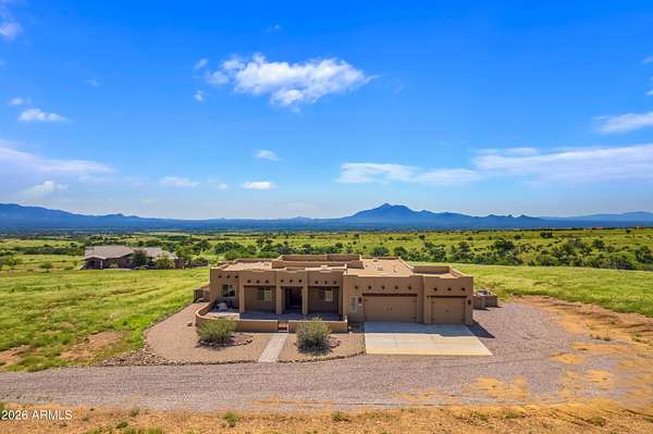 3.6 Acres of Land with Home for Sale in Hereford, Arizona