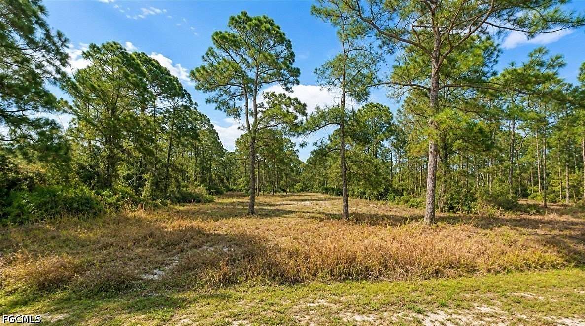 0.5 Acres of Residential Land for Sale in Alva, Florida