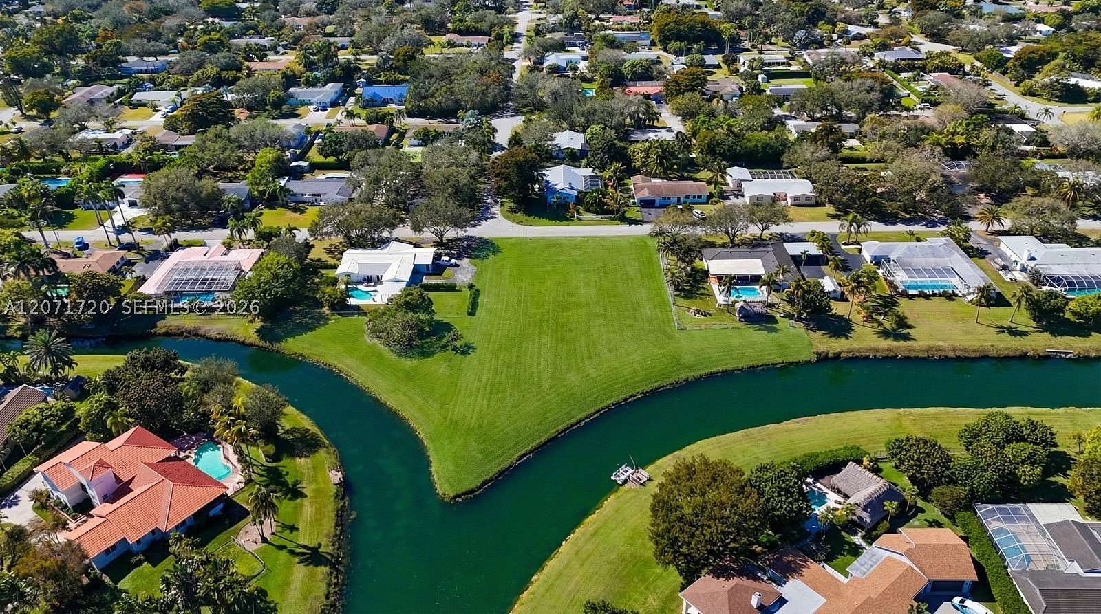 0.51 Acres of Residential Land for Sale in Palmetto Bay, Florida