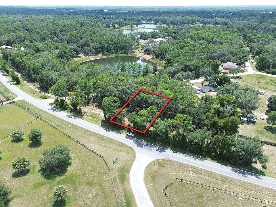 0.27 Acres of Residential Land for Sale in Ocklawaha, Florida