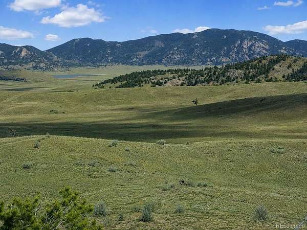 5 Acres of Land for Sale in Hartsel, Colorado