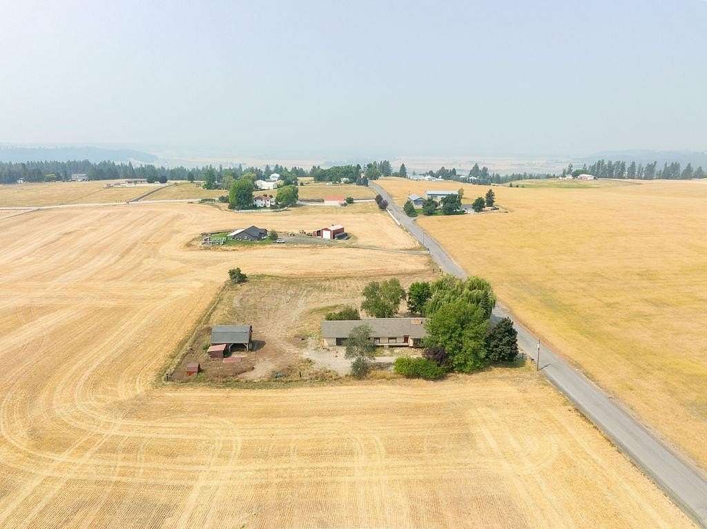 2 Acres of Land with Home for Sale in Spokane, Washington