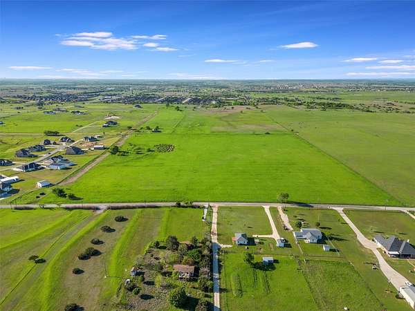 106 Acres of Land for Sale in Godley, Texas