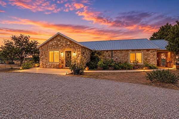 10.5 Acres of Land with Home for Sale in Big Spring, Texas