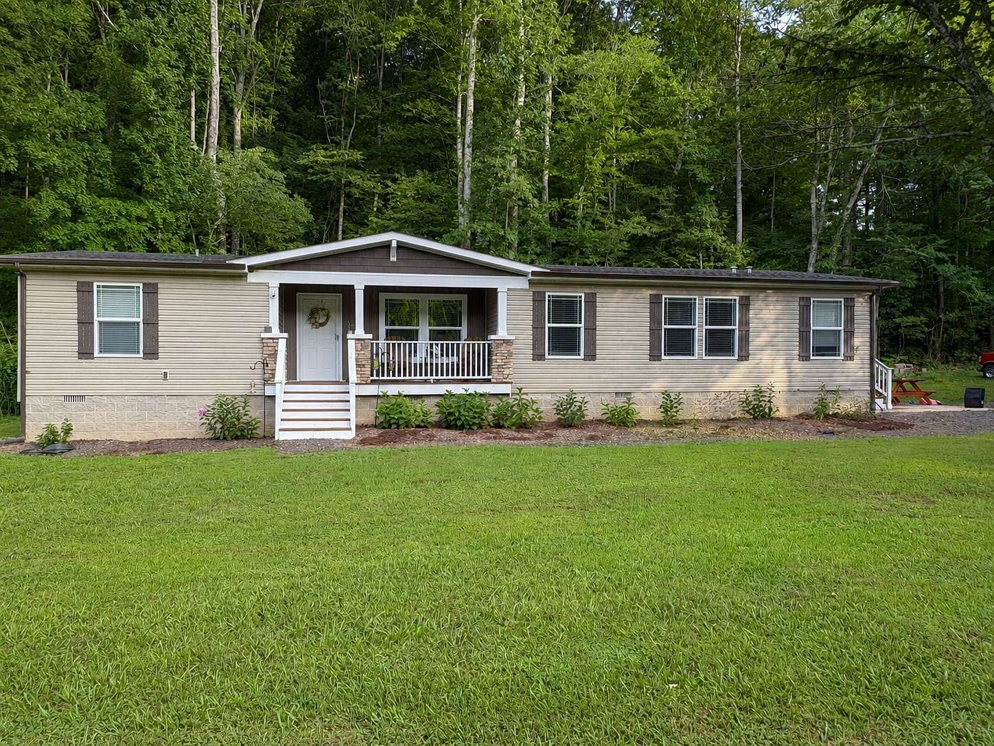 3.49 Acres of Land with Home for Sale in Dover, Tennessee