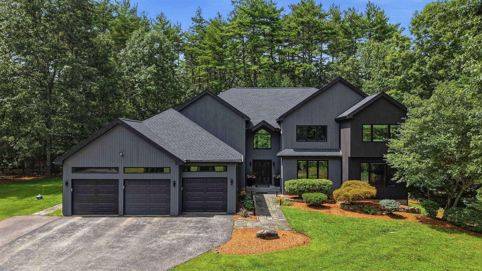2.1 Acres of Land with Home for Sale in Hollis, New Hampshire