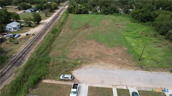 1.1 Acres of Land for Sale in Cameron, Texas