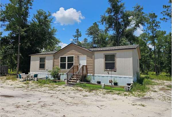 20 Acres of Land with Home for Sale in Live Oak, Florida
