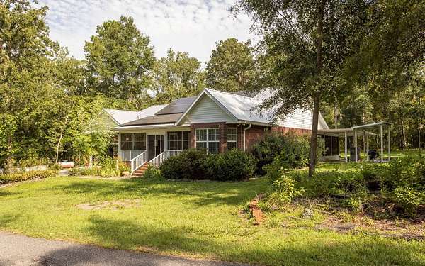 21 Acres of Agricultural Land with Home for Sale in Live Oak, Florida