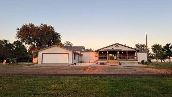 38.6 Acres of Agricultural Land with Home for Sale in Ulysses, Kansas