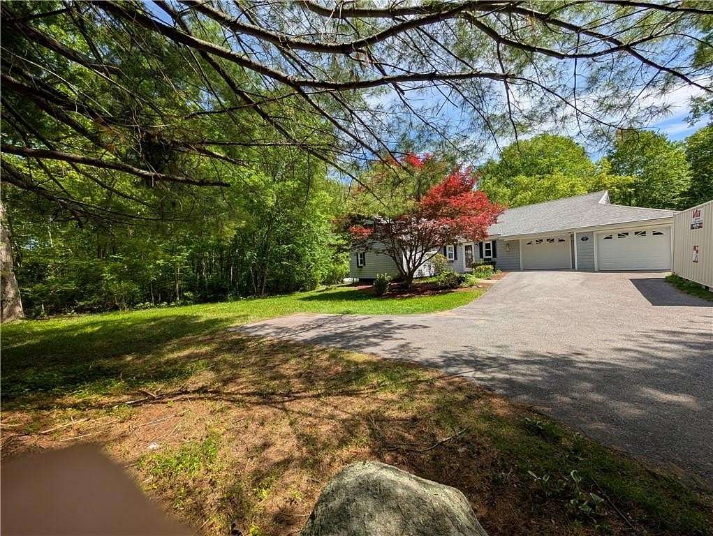 6 Acres of Land with Home for Sale in Scituate Town, Rhode Island