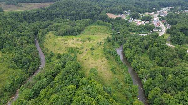 40 Acres of Recreational & Residential Land for Sale in Twin Rocks, Pennsylvania