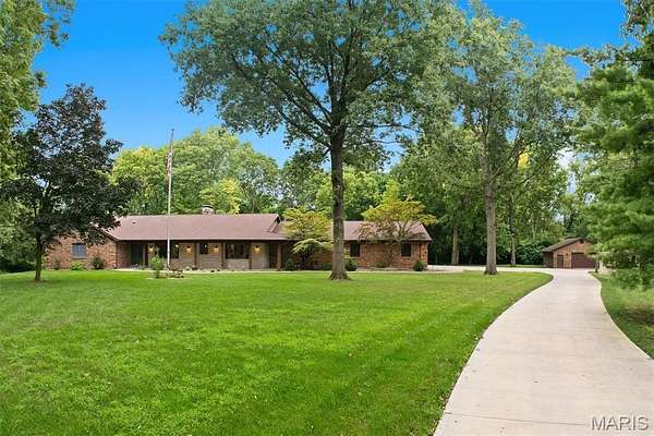 14.7 Acres of Land with Home for Sale in Collinsville, Illinois