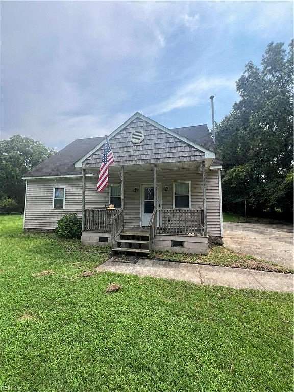 7.9 Acres of Land with Home for Sale in Chesapeake, Virginia