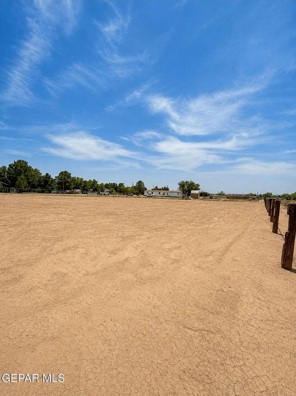 1 Acre of Residential Land for Sale in San Elizario, Texas