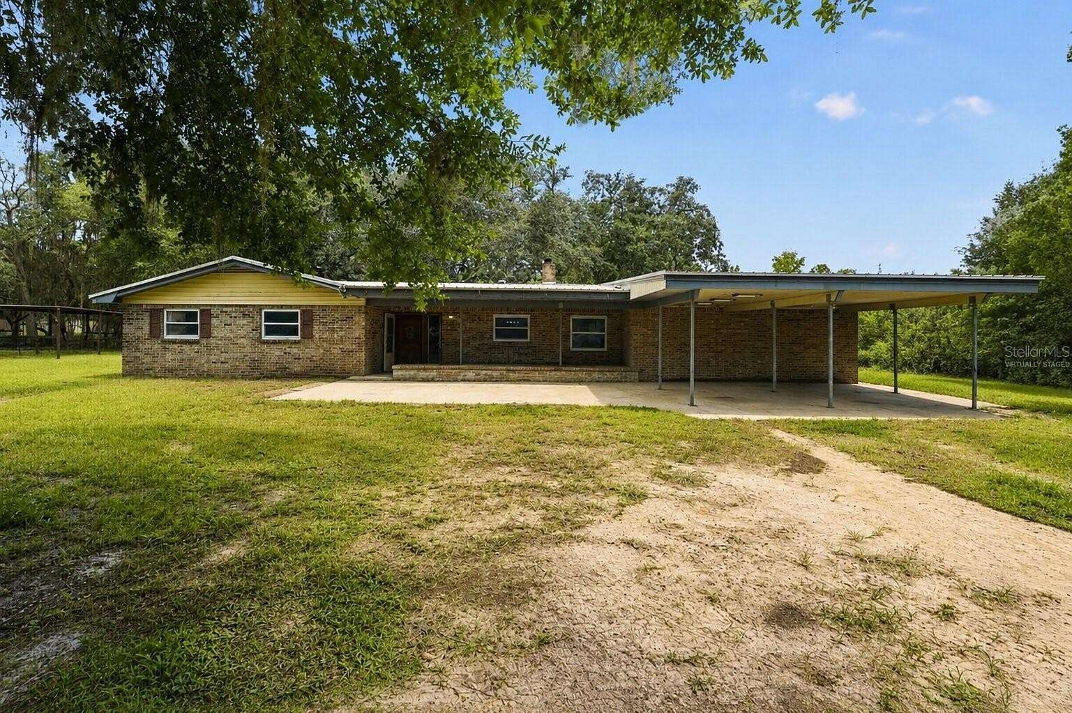 3 Acres of Land with Home for Sale in Palatka, Florida