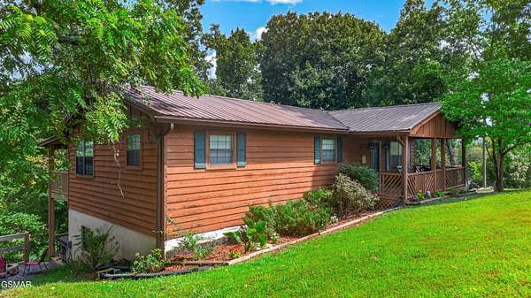 1.6 Acres of Land with Home for Sale in Dandridge, Tennessee