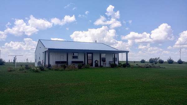 40 Acres of Land with Home for Sale in Orlando, Oklahoma