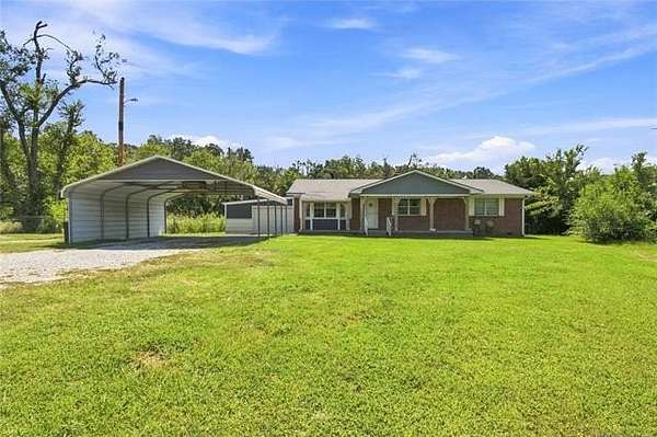 5.5 Acres of Land with Home for Sale in Salina, Oklahoma