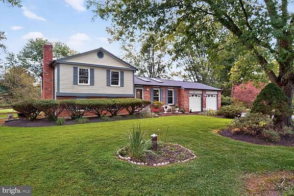 2 Acres of Land with Home for Sale in Gaithersburg, Maryland