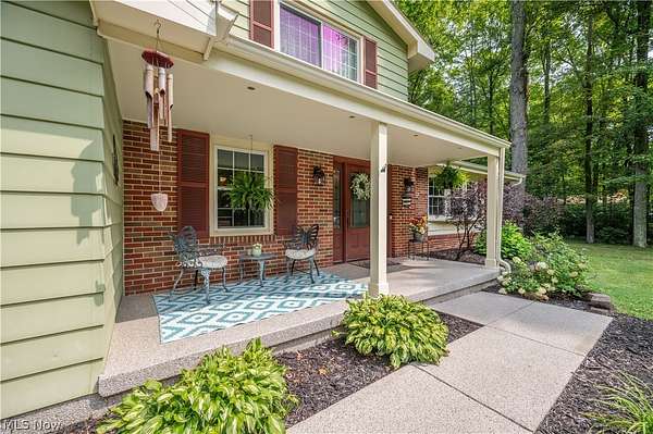 1.6 Acres of Land with Home for Sale in Hubbard, Ohio