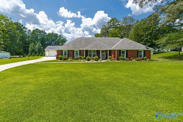 1.62 Acres of Land with Home for Sale in Harvest, Alabama