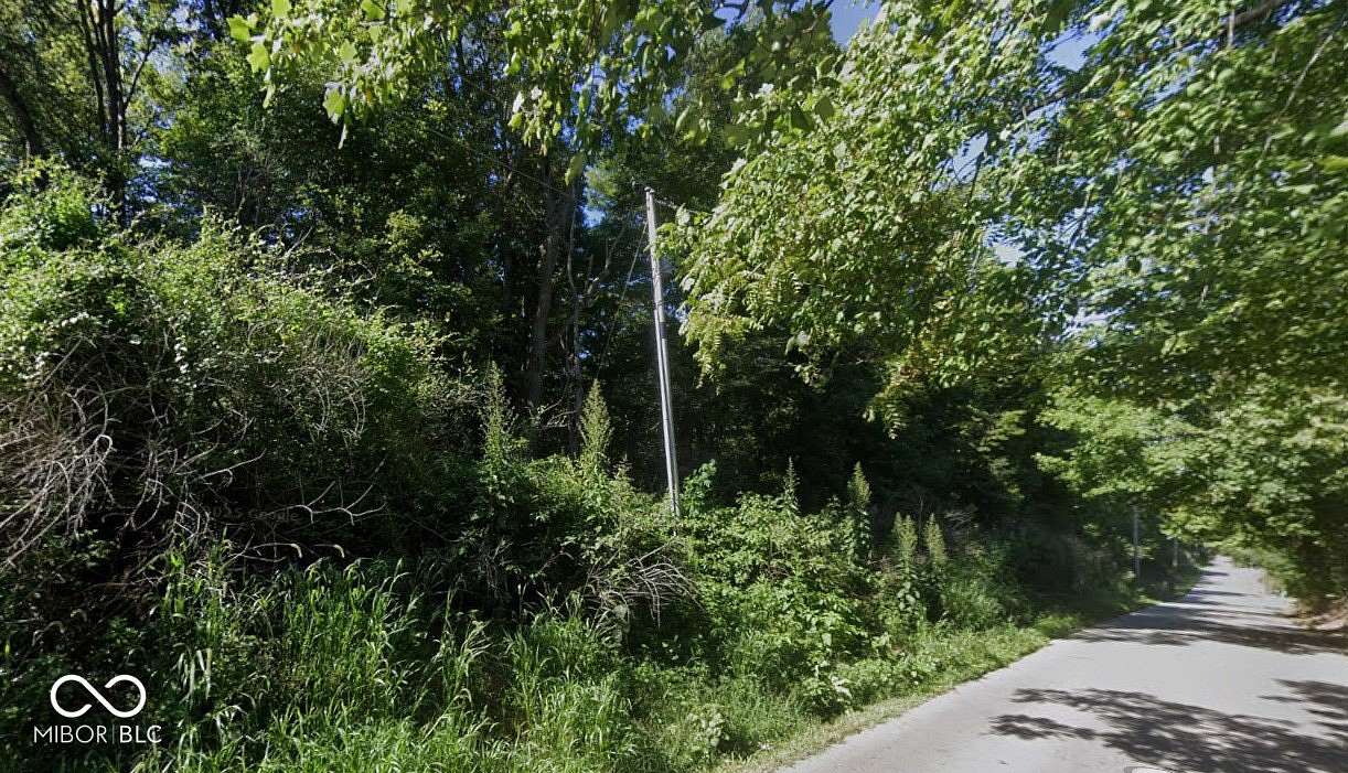 10.5 Acres of Land for Sale in Edinburgh, Indiana
