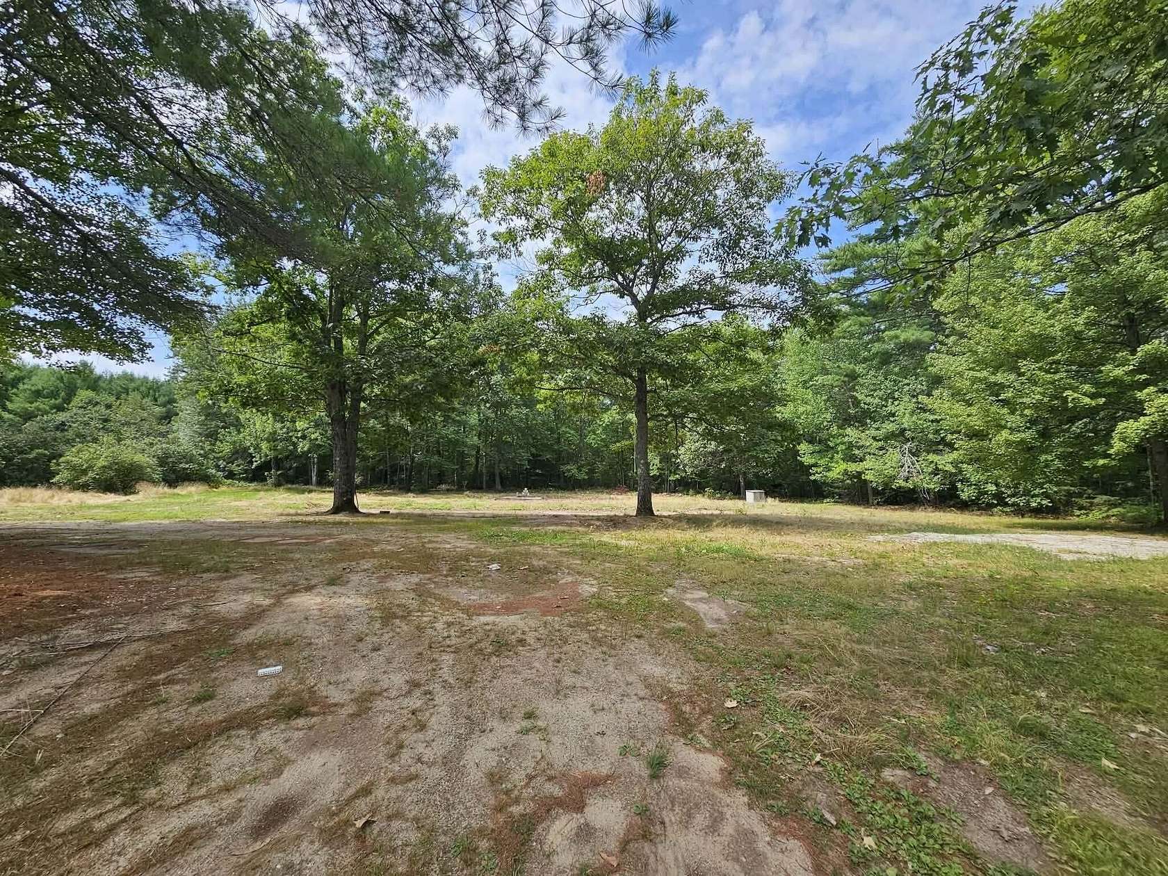 1 Acre of Residential Land for Sale in Oxford, Maine