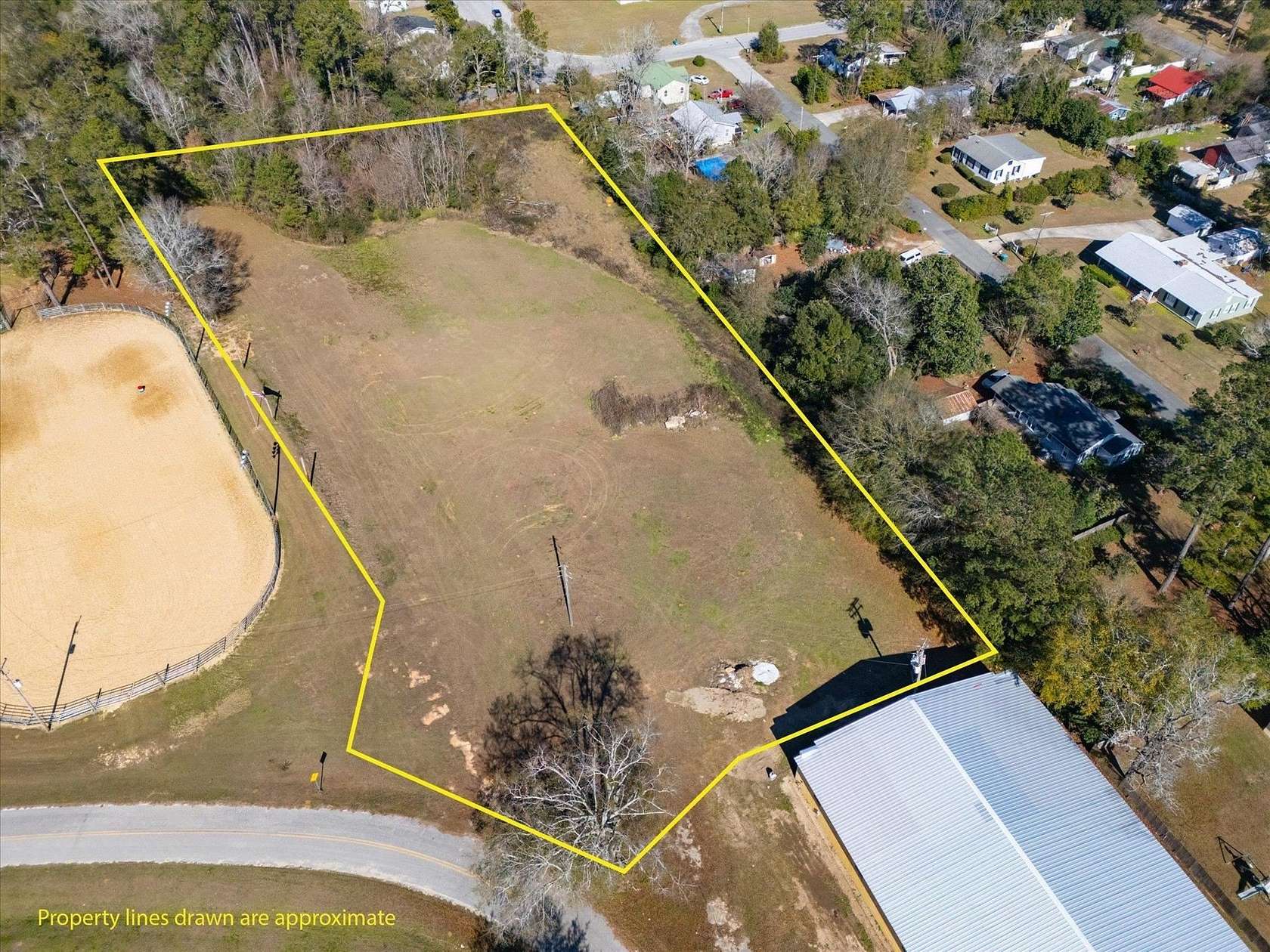 3.2 Acres of Mixed-Use Land for Sale in Quincy, Florida