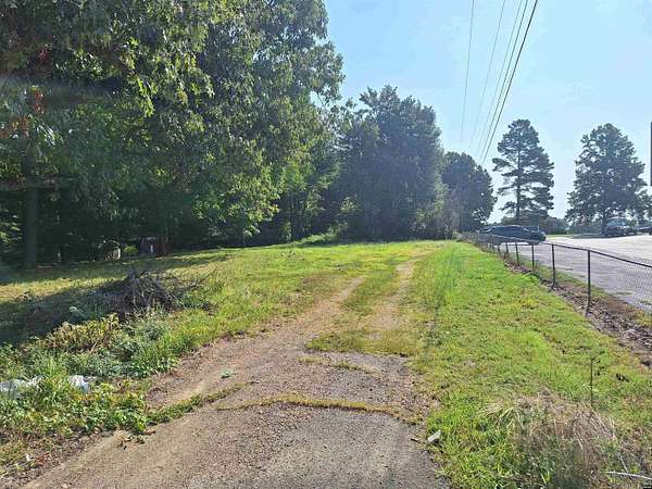 11.5 Acres of Land for Sale in Dresden, Tennessee