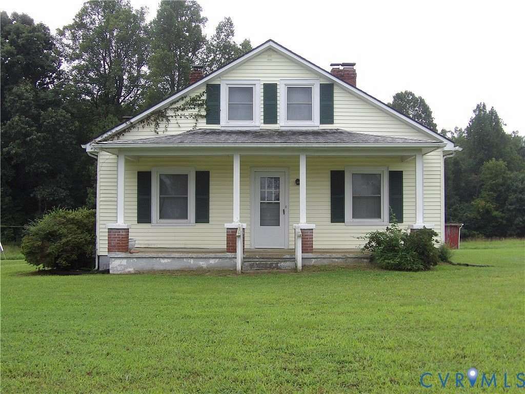 33 Acres of Land with Home for Sale in Crewe, Virginia