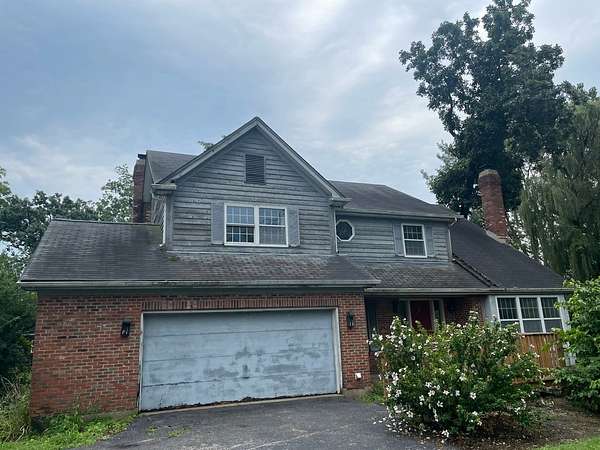 3.89 Acres of Land with Home for Sale in Elgin, Illinois
