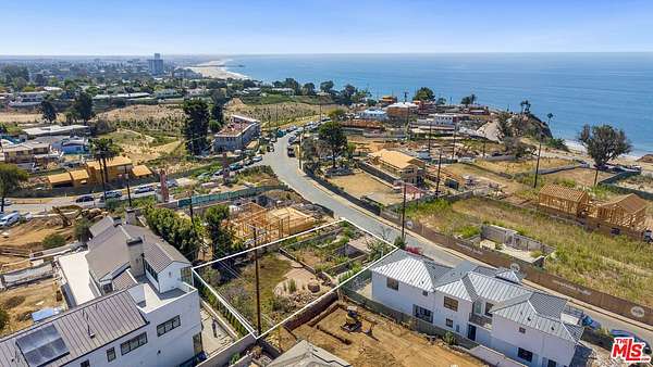 0.14 Acres of Residential Land for Sale in Los Angeles, California