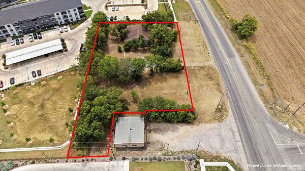1 Acre of Improved Mixed-Use Land for Sale in Seguin, Texas