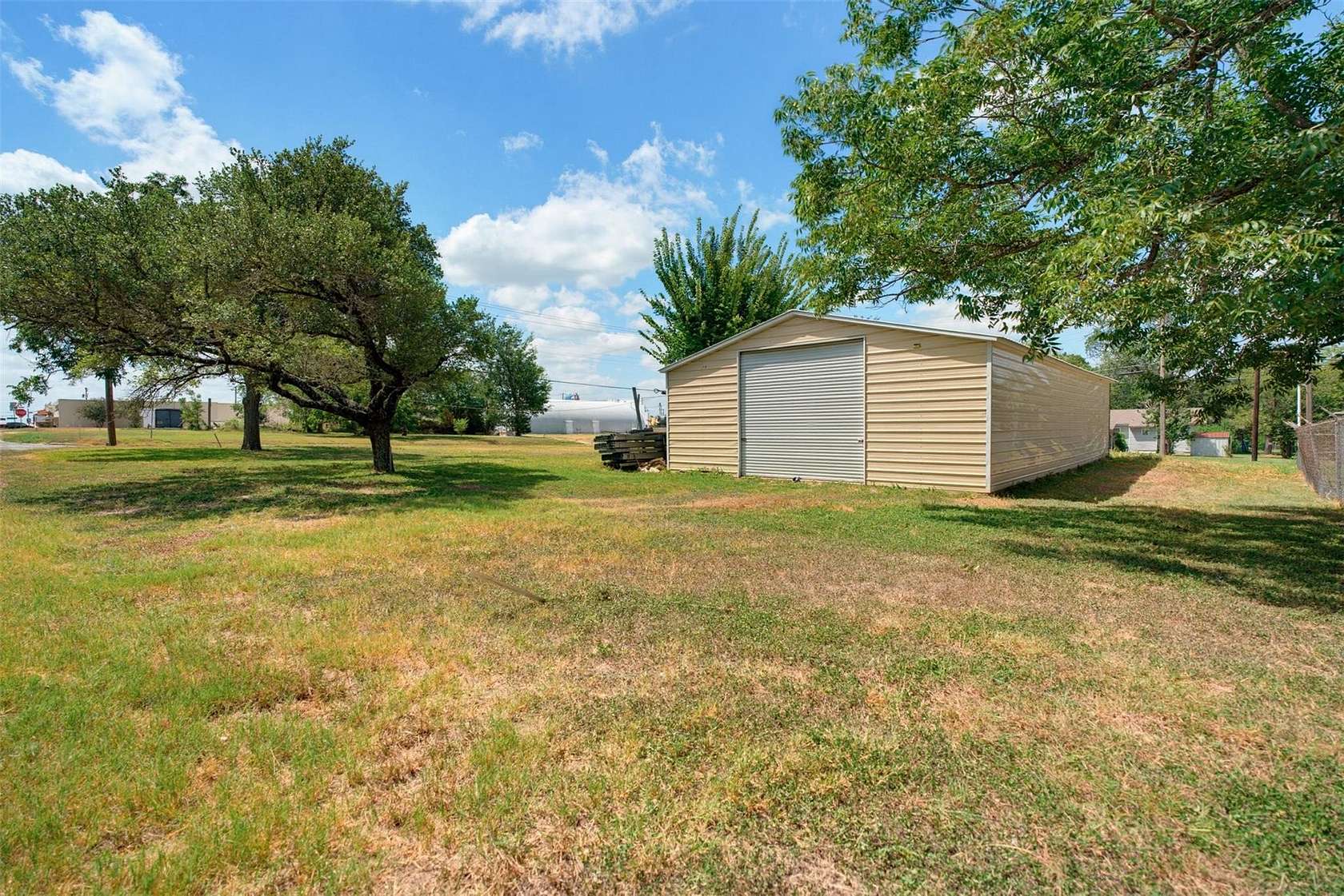 0.31 Acres of Land for Sale in Rockdale, Texas
