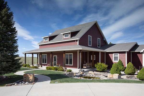 2 Acres of Land with Home for Lease in Billings, Montana