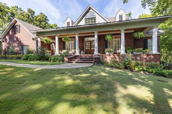 33 Acres of Recreational Land with Home for Sale in Fortson, Georgia
