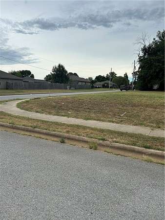 0.25 Acres of Land for Sale in Springdale, Arkansas