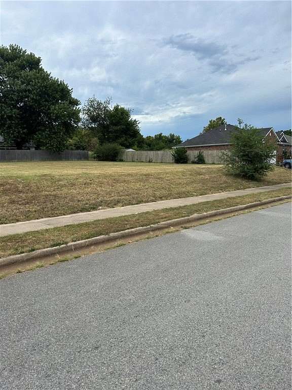 0.26 Acres of Land for Sale in Springdale, Arkansas
