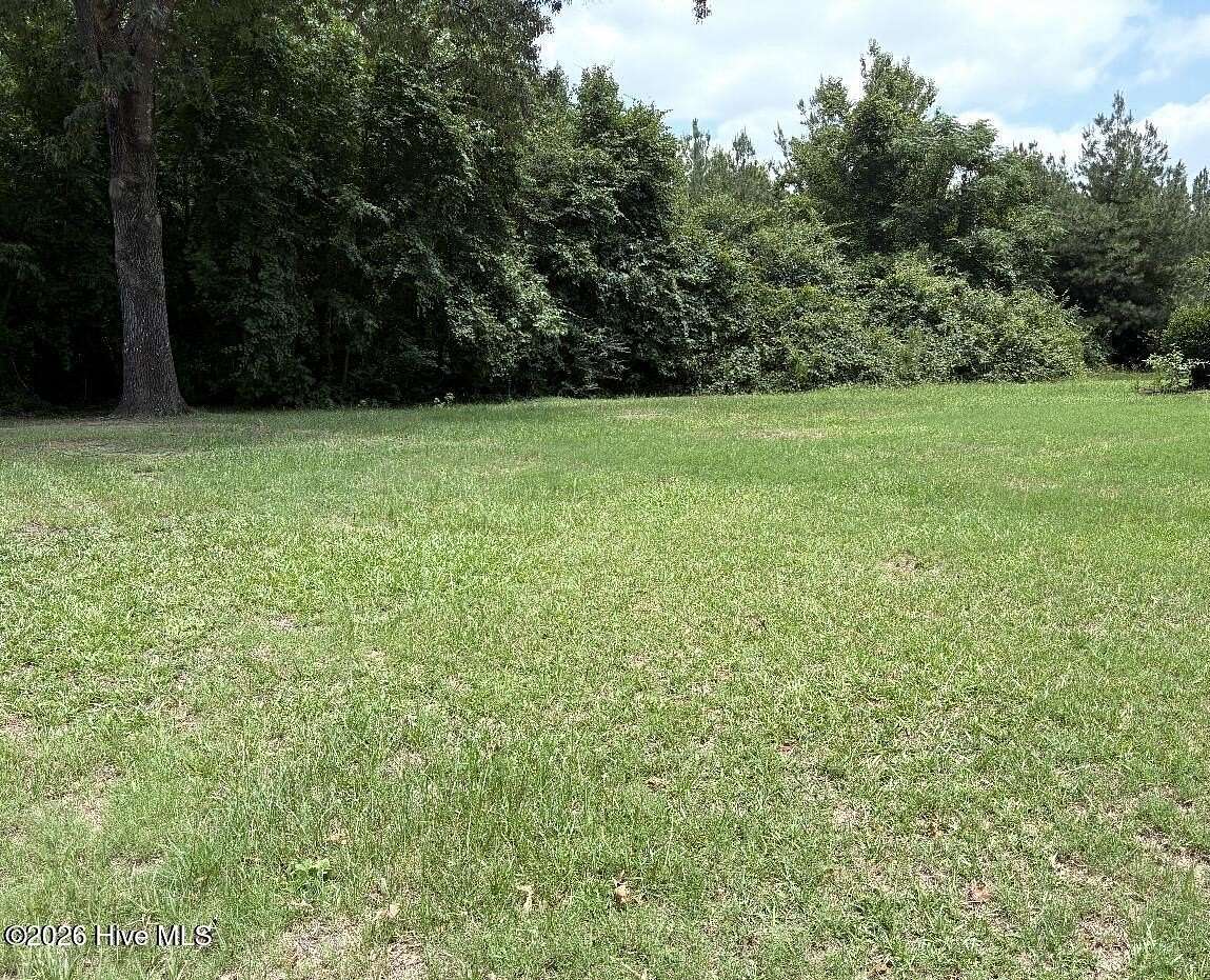 5 Acres of Land for Sale in Midway Park, North Carolina