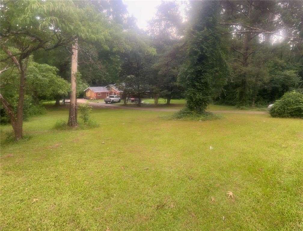 2 Acres of Land with Home for Lease in Lithonia, Georgia