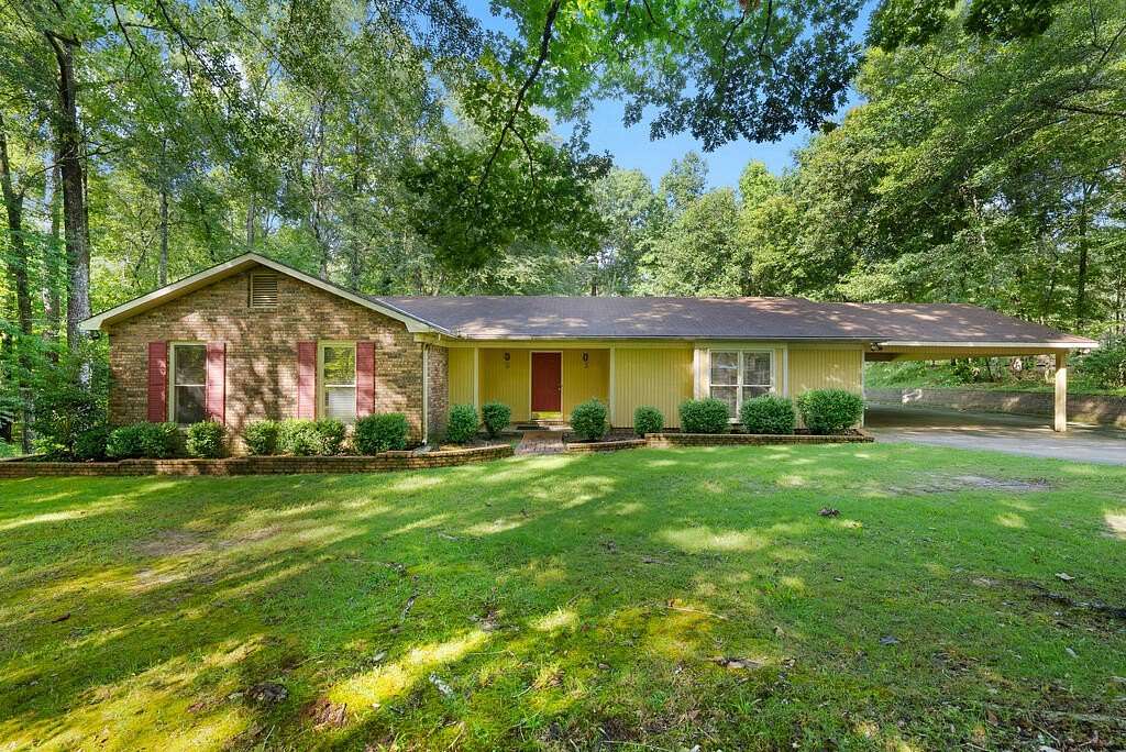 2.15 Acres of Land with Home for Sale in Ellerslie, Georgia