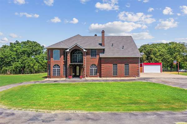4.72 Acres of Land with Home for Sale in Aubrey, Texas