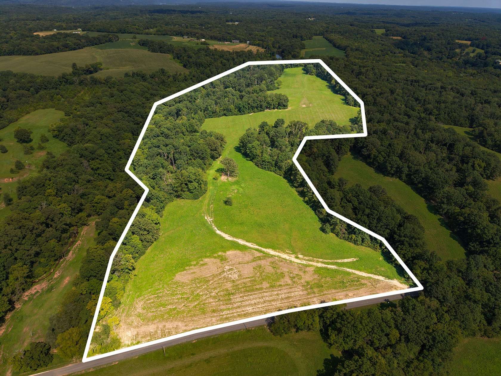 55 Acres of Agricultural Land for Sale in Charlotte, Tennessee