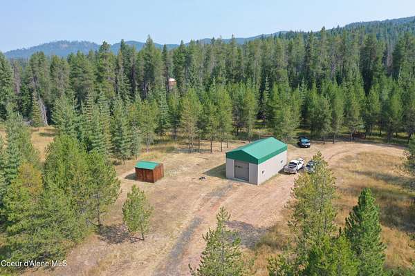 5 Acres of Land for Sale in Fernwood, Idaho